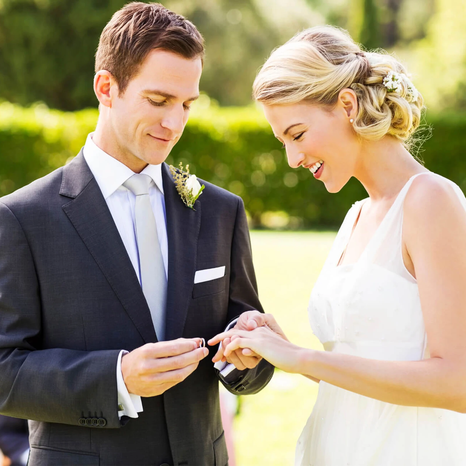 

4 шт., вневременные галстуки из полиэстера для любого случая, предварительно завязанные и элегантные галстуки для мужчин