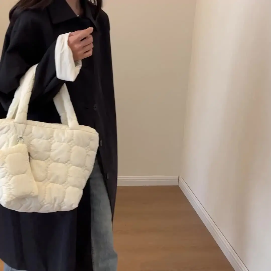 Женская сумка-тоут на пуху, осенне-зимняя модная сумка, аксессуары для ключей, мягкая большая вместимость, для покупок, кампуса