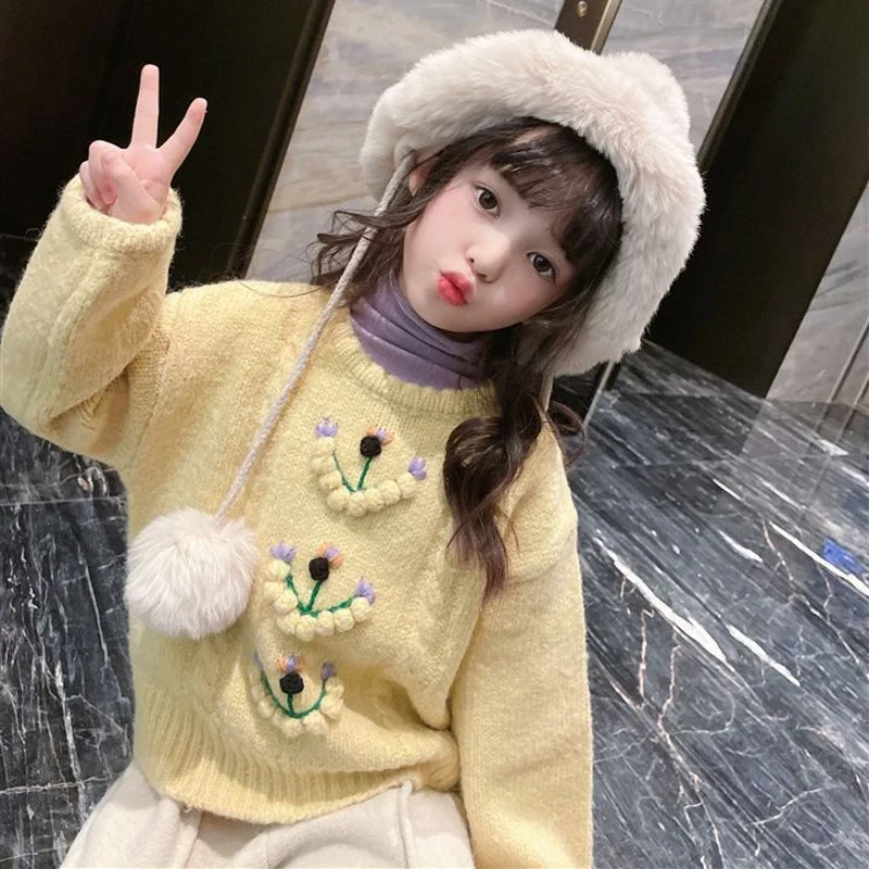 2023 Girls' Autumn and Winter Sweaters Handmade Flower Hooked Long Sleeve Sweaters Fashion Sweet Small Flower Knitting Sweater