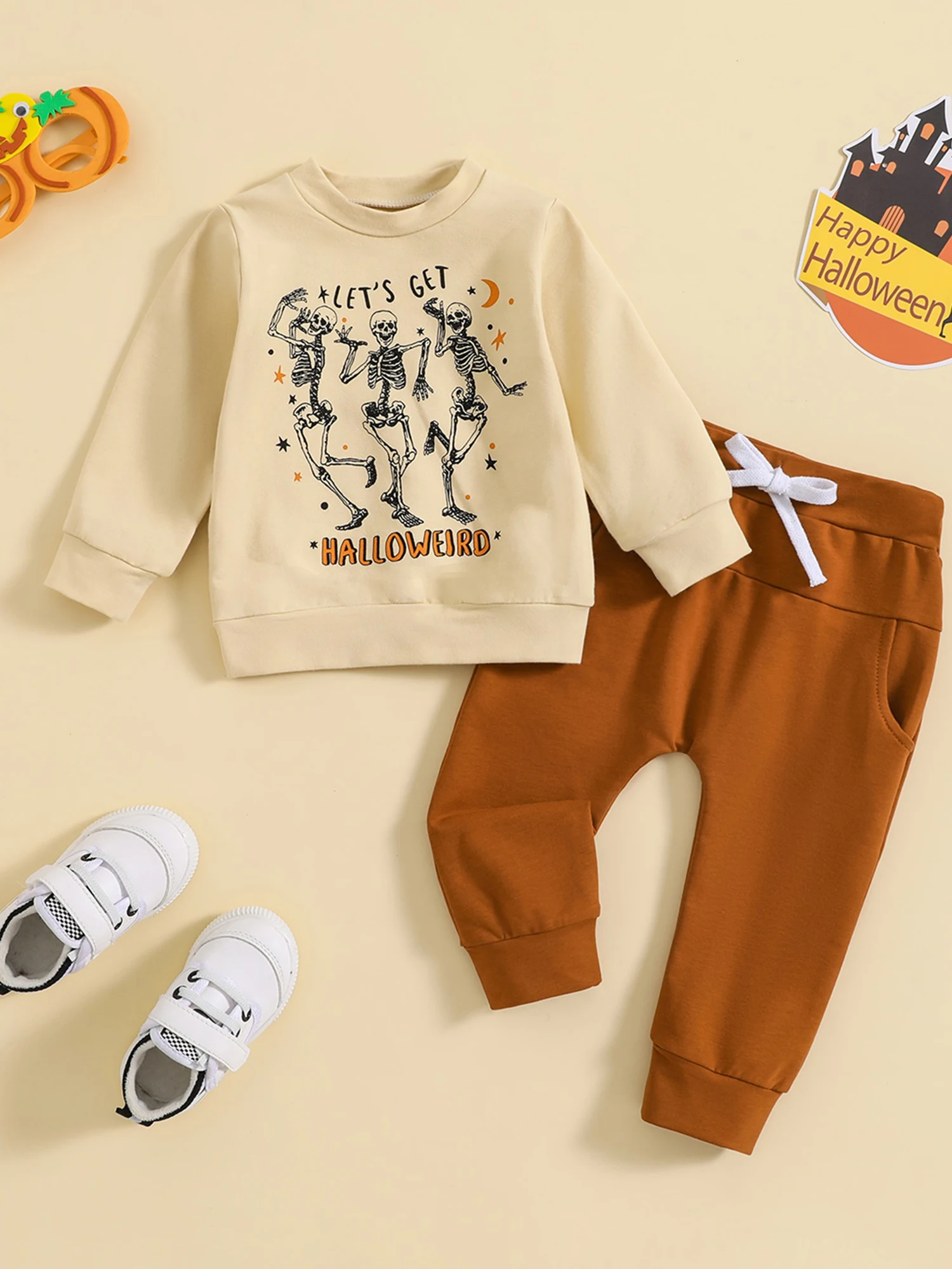 

Infant Boy Autumn Attire Cozy Long Sleeve Skeleton Print Sweatshirt Pants Ensemble for Toddlers Stylish and Warm Outfit