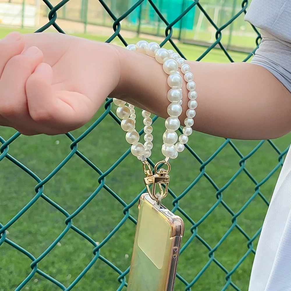 Universal Phone Pearl Pendant Wrist Strap with Hanging Tether Tabs Cellphone Hands-Free Charm Chain for Keychain Wallet Camera