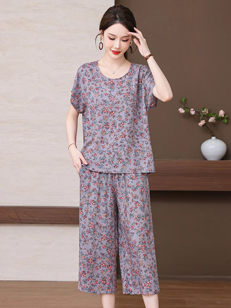 

Casual Cotton Silk Women's Two-Piece Set Short Sleeve Loose Fit Summer Fashion for Middle-Aged And Elderly Ladies