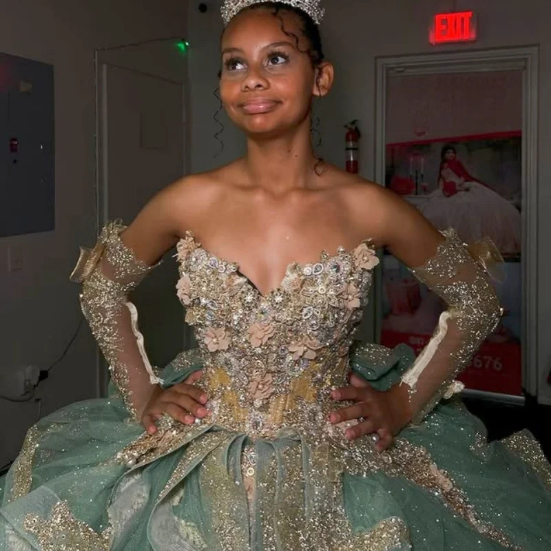 

Customized Shiny mint green Quinceanera Dresses Off the Shoulder glitter applique Lace layering Long tail Vestido 15 Quinceanera