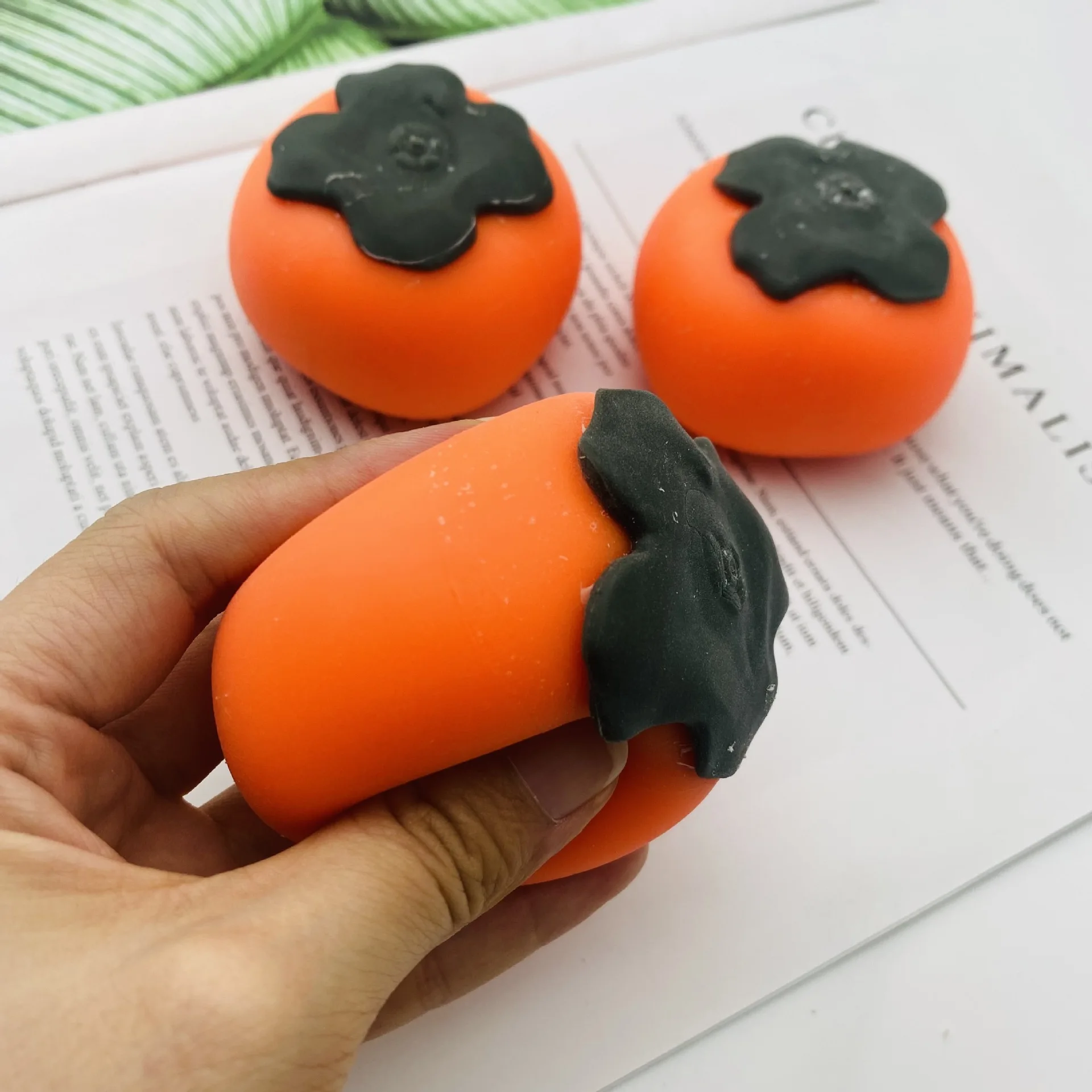 

Игрушка-антистресс для детей и взрослых: мягкая, милая, имитирующая фрукт (хурму), липкая, медленно восстанавливающая форму, для снятия стресса