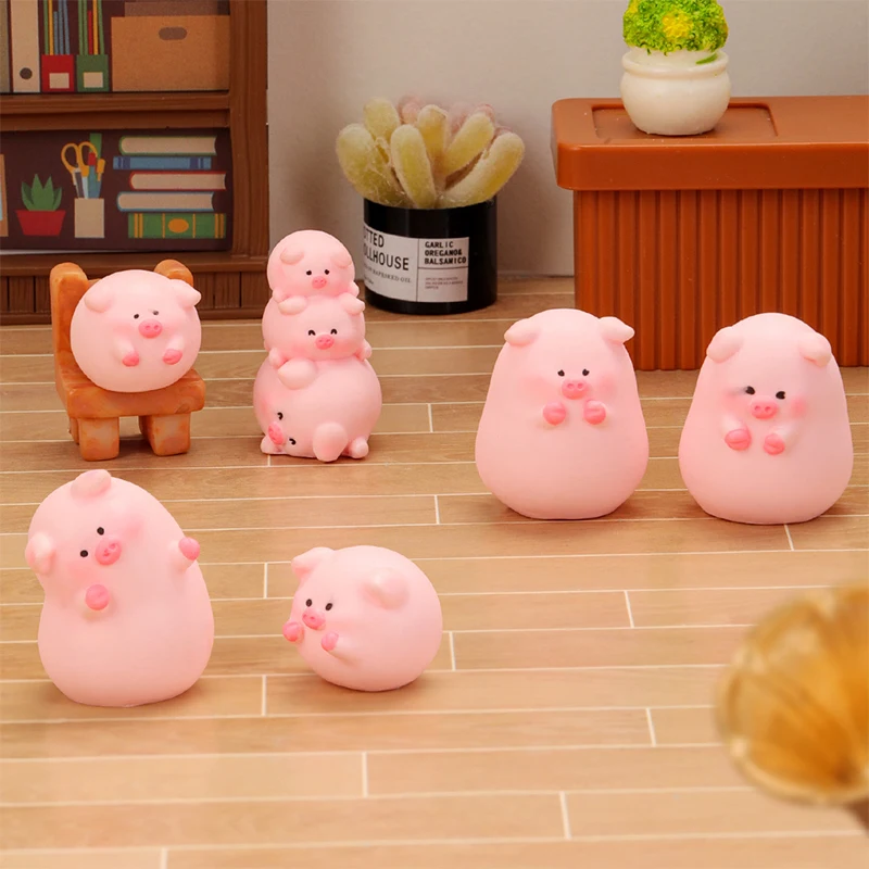 Cute Mini Piggy Ornament Cartoon Pig Figurine Micro Landscape Car Interior Home Desktop Decoration