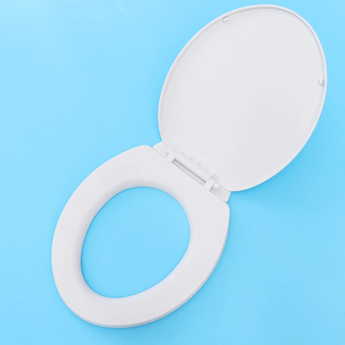 

Утолщенная формованная крышка для унитаза: прочные, коррозионностойкие петли, водонепроницаемая, легкая, легко моющаяся, для дома и отелей