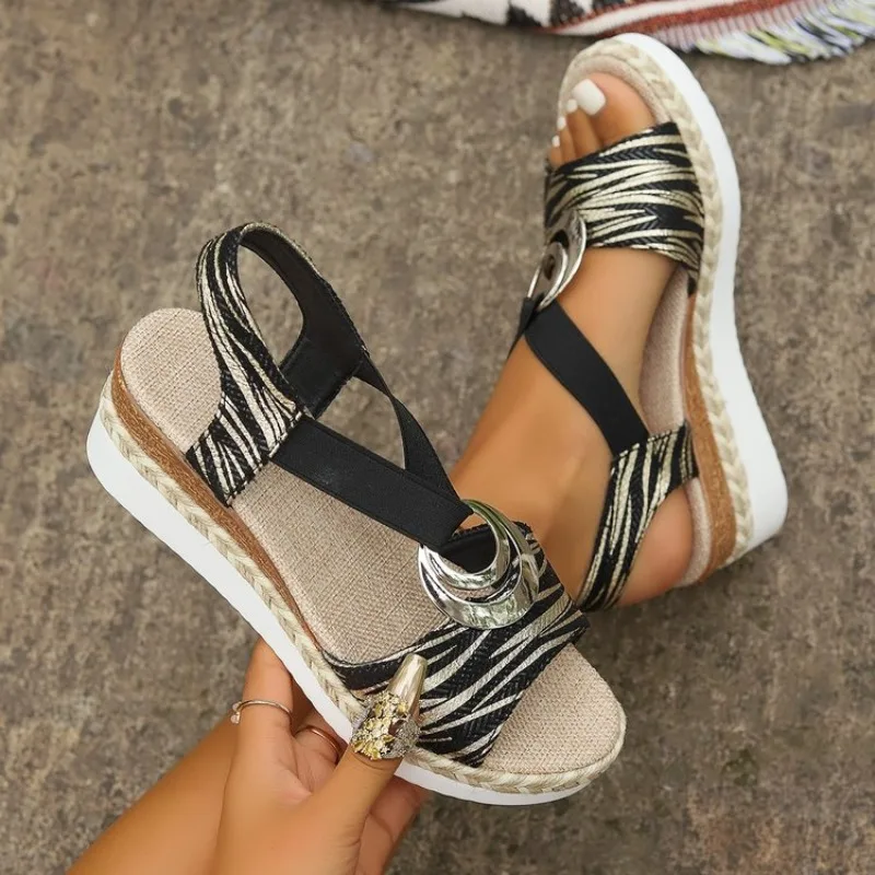 Sandalias de cuña baratas para mujer, estampado de cebra, plataforma de esparto, correa elástica cómoda, zapatos casuales de verano para la playa