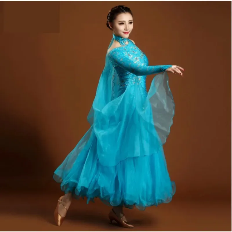 2025 Gonne da ballo da sala Donna Lycra Nuovo design Donna Modern Waltz Tango Abito da ballo / Abito da competizione standard per sala da ballo