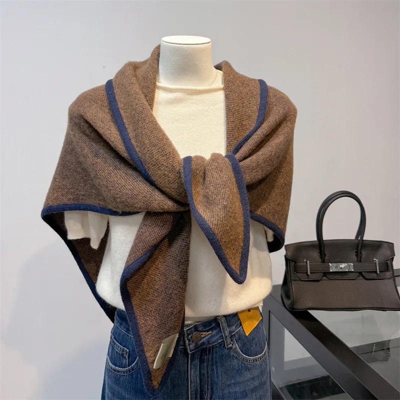 

100% wool triangular scarf with high-end feel, paired with knitted shawl for women's autumn and winter warmth