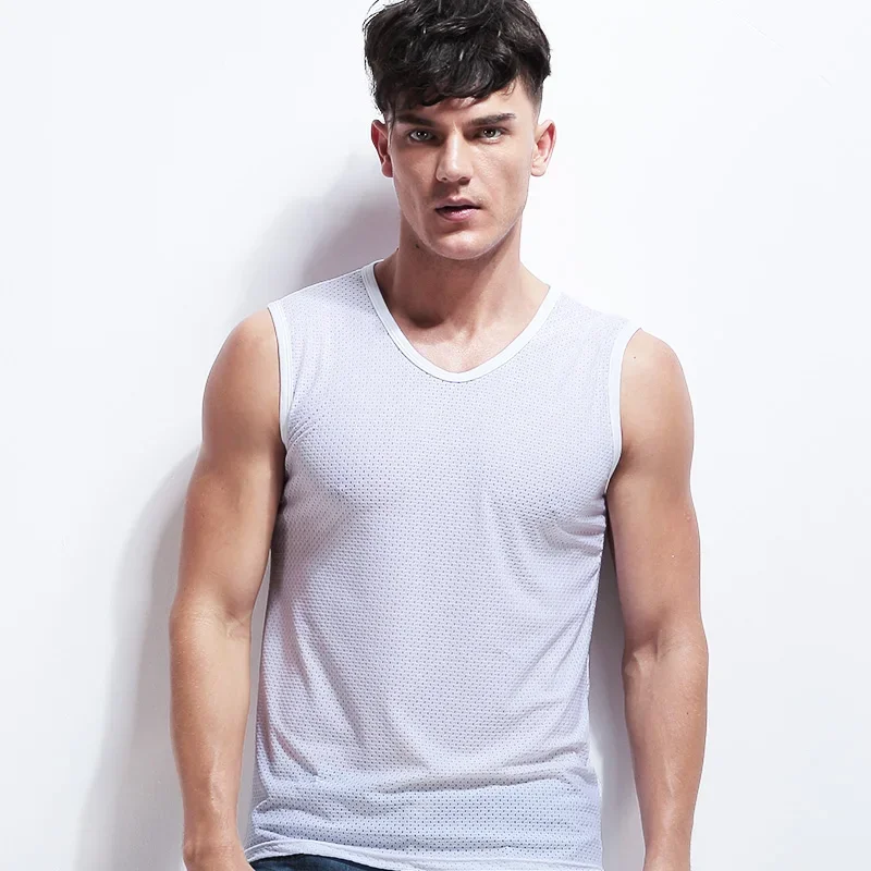 

Мужская летняя тонкая сетчатая дышащая быстросохнущая майка с широкими плечами для спорта