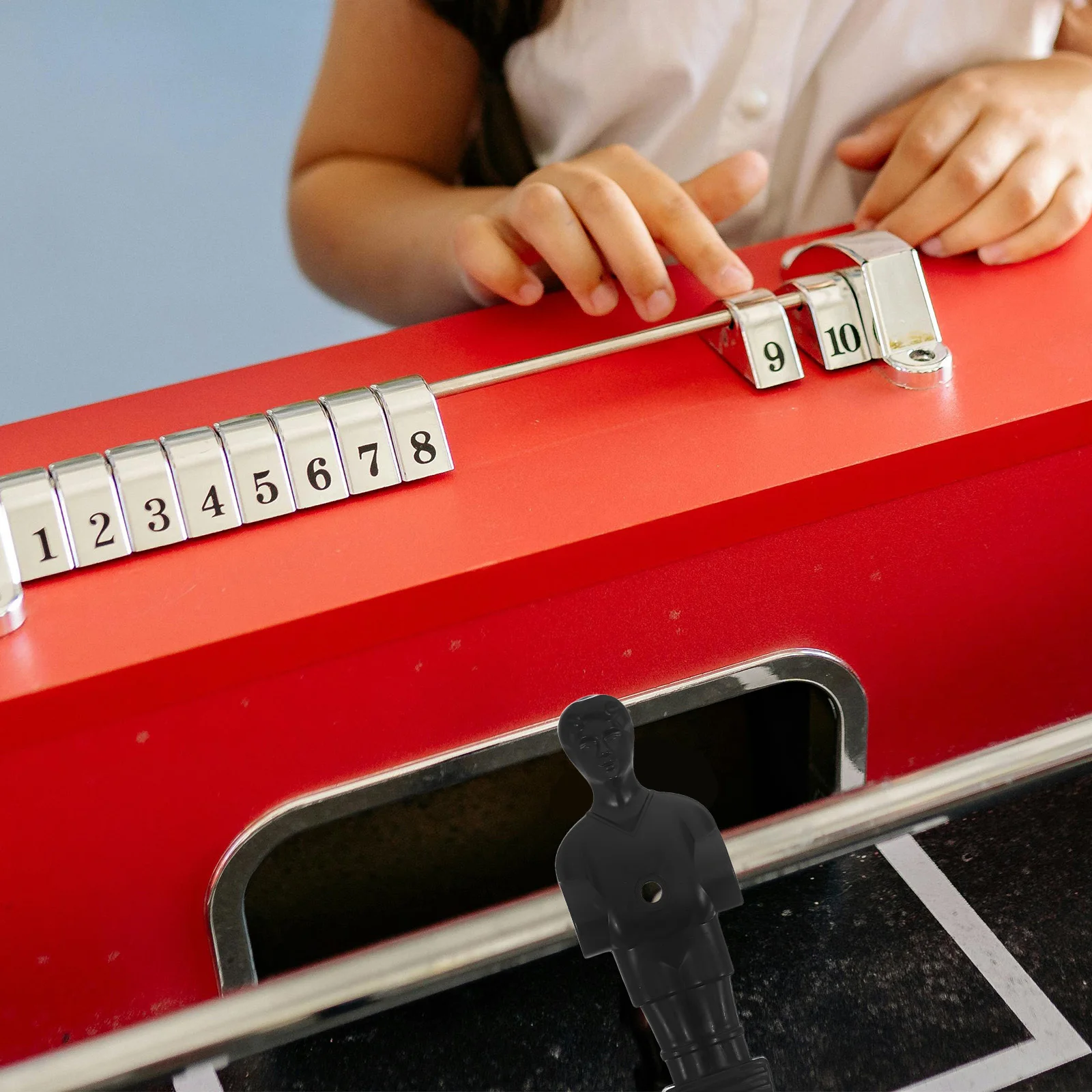 10 قطع من قطع غيار لاعب كرة القدم لطاولة كرة القدم مع أذرع متينة من البلاستيك لكرة القدم الصغيرة للرجال باللون الأبيض والأسود لطاولة كرة القدم