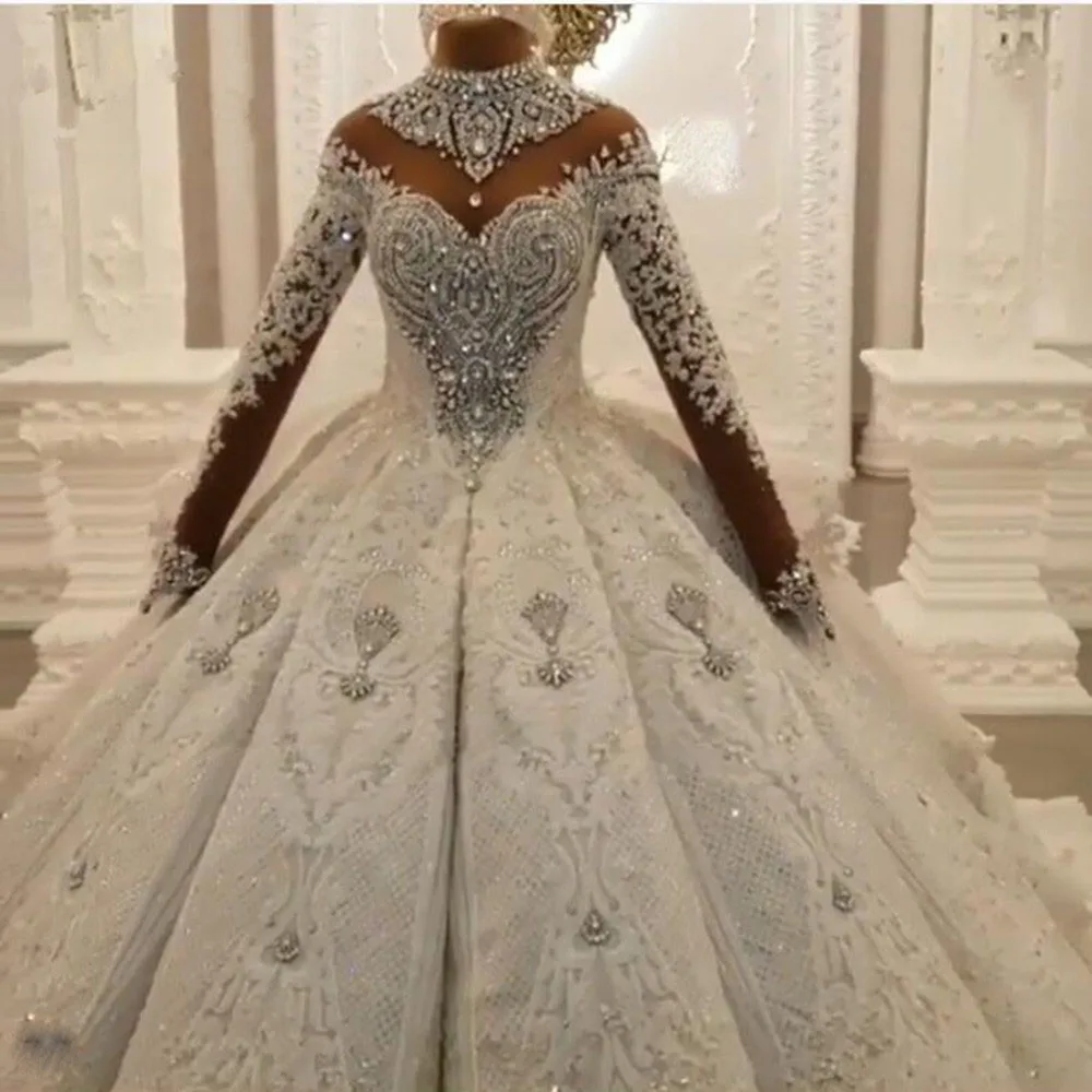 

Luxury Dubai Heavy Crystal Rhinestone High Neck Wedding Dresses 3D Lace Appliques Full Sleeves Puffy Ballgown Bridal Gowns