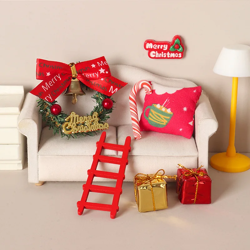 1/12 Mini Christmas Scene Accessory Set, Dollhouse Xmas Decor Miniature,Wreath Ladder Candy Cane Gift Box Cushion Prop for OB11