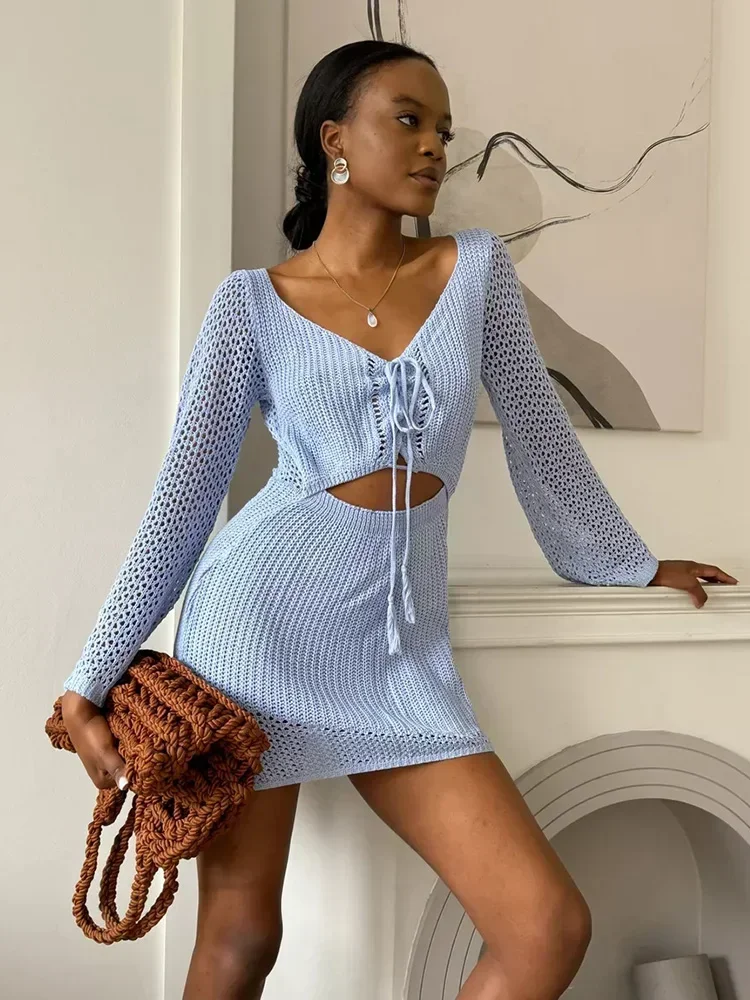 

Женское трикотажное пляжное мини-платье 2026 с вырезами, сексуальное, с V-образным вырезом, на шнуровке, с рукавами-колокол, для летнего отдыха, A3096