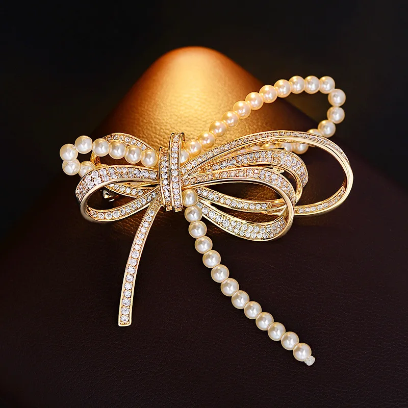 

Women High-end Light Luxury Bow Brooch Elegant Atmosphere Micro Inlaid Zirconium Pearl Temperament Clothing Accessories Pins