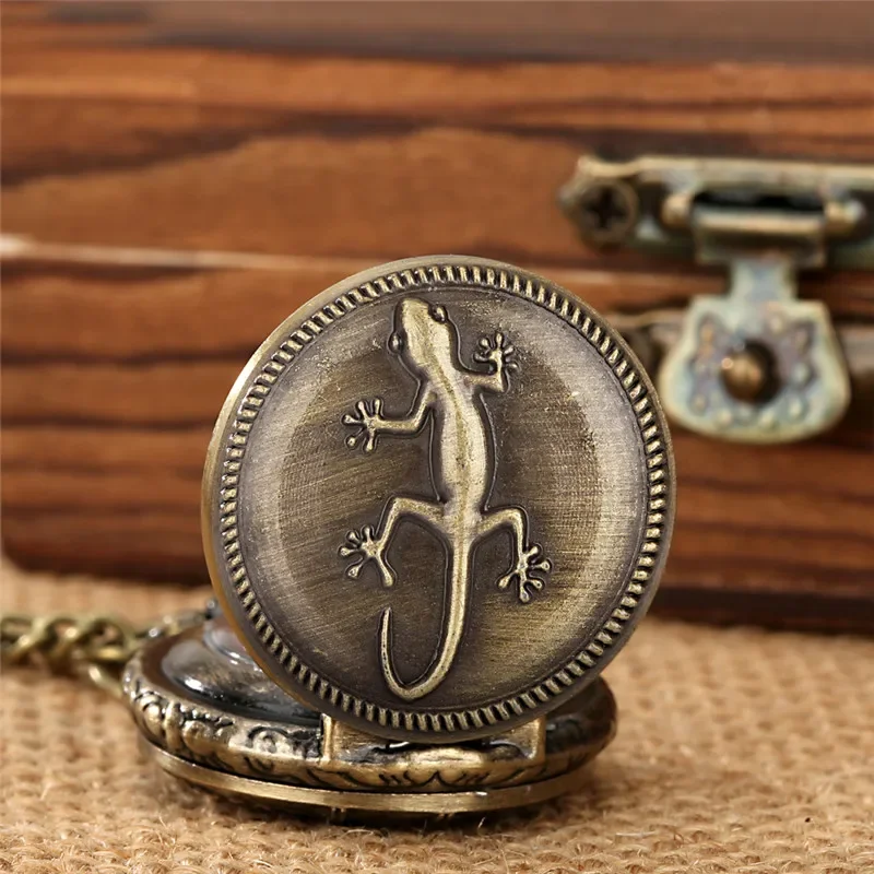 Retro Small Size Watches Lizard Design Antique Quartz Pocket Watch for Men Women with Sweater Chain Arabic Number Dial Clock