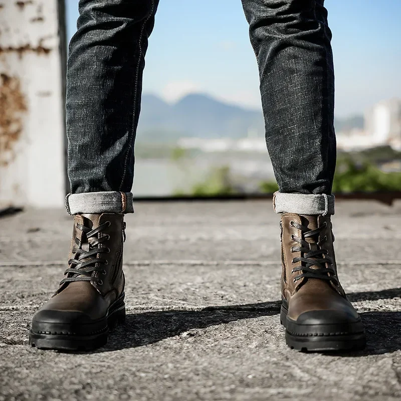 Botas de cuero para Hombre, zapatos de senderismo hechos a mano con cabeza redonda, Botas con plataforma para caminar con cordones y cremallera lateral, Botas Militares para Hombre