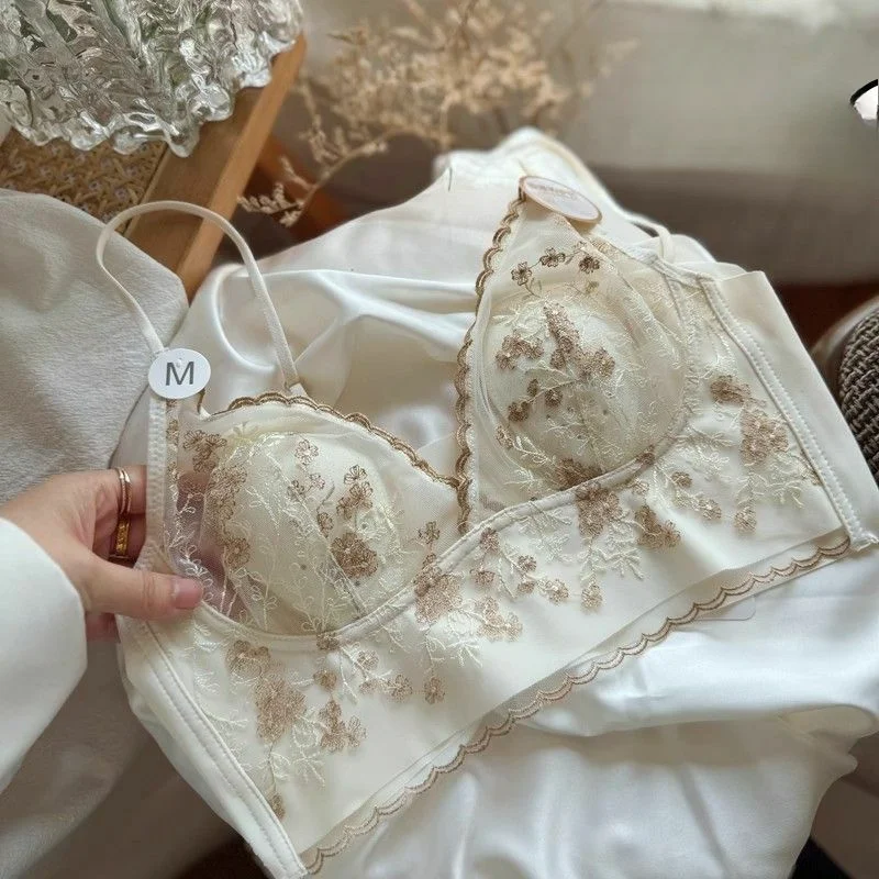 Three-dimensional embroidered bra sexy lace fish bone corset widened breasted with steel ring 3/4 half cup bralette underwear