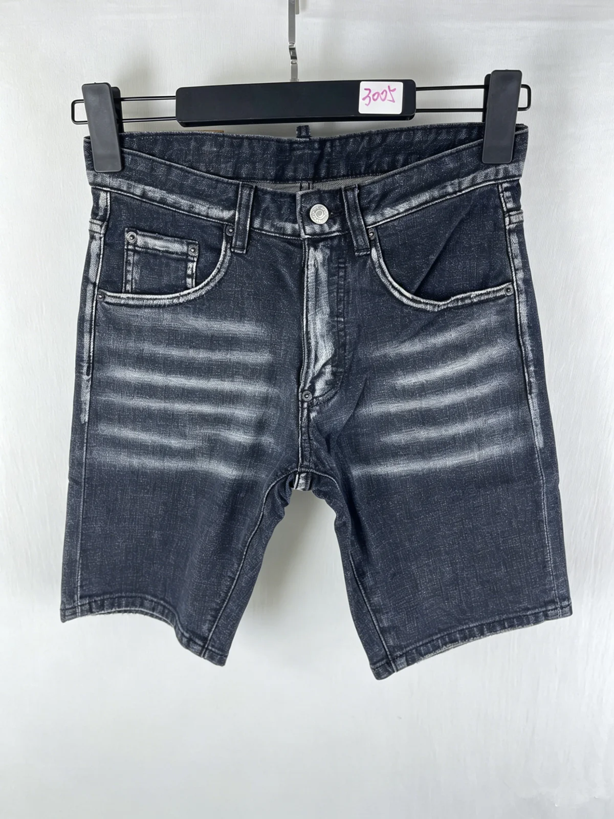 

3005 Summer New Men's Jeans Washed Ripped Patch Paint Slim-fit Micro-elastic Denim Shorts Men's Black