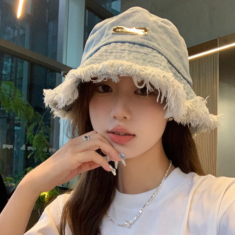 Fashion Rough Edge Ripped Denim Fisherman Hats Summer Women\'s Washed Old Bucket Hat Outdoor Ladies Big Eaves Sunshade Cap