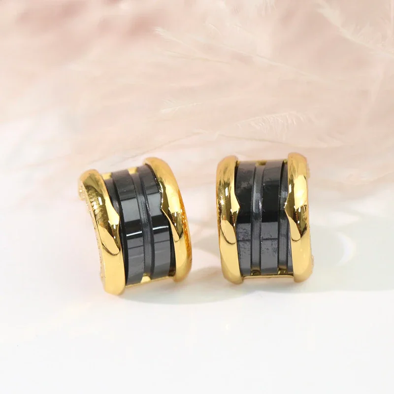 

Original Design Titanium Steel Black And White Ceramic Classic Earrings Fashion For Women's Earrings High Quality Luxury Jewelry