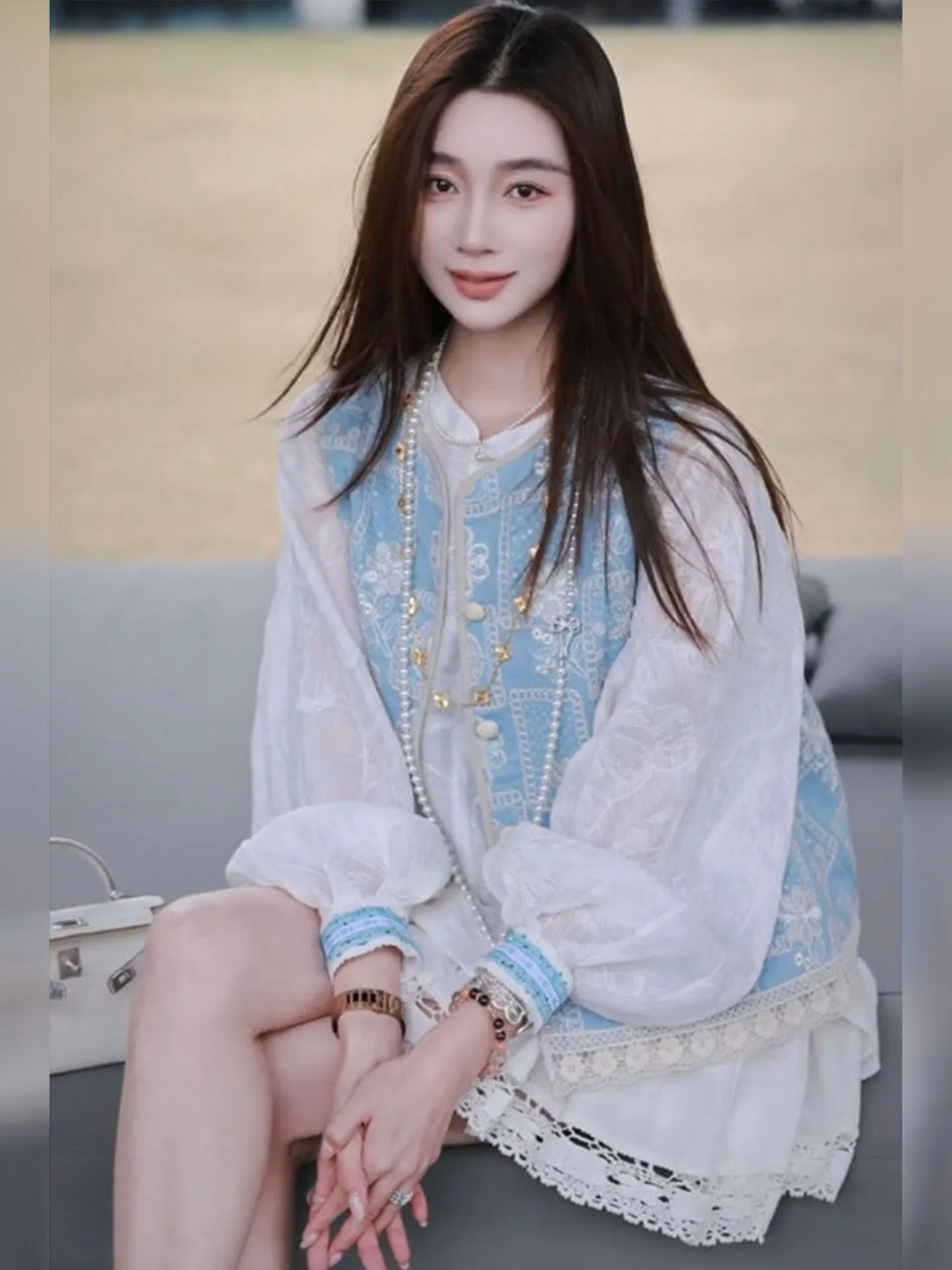 

New Chinese Sle Embroidered Blue Vest White irt Two-Piece Set Spring Faion Luxury Sensation Traditional National Trend