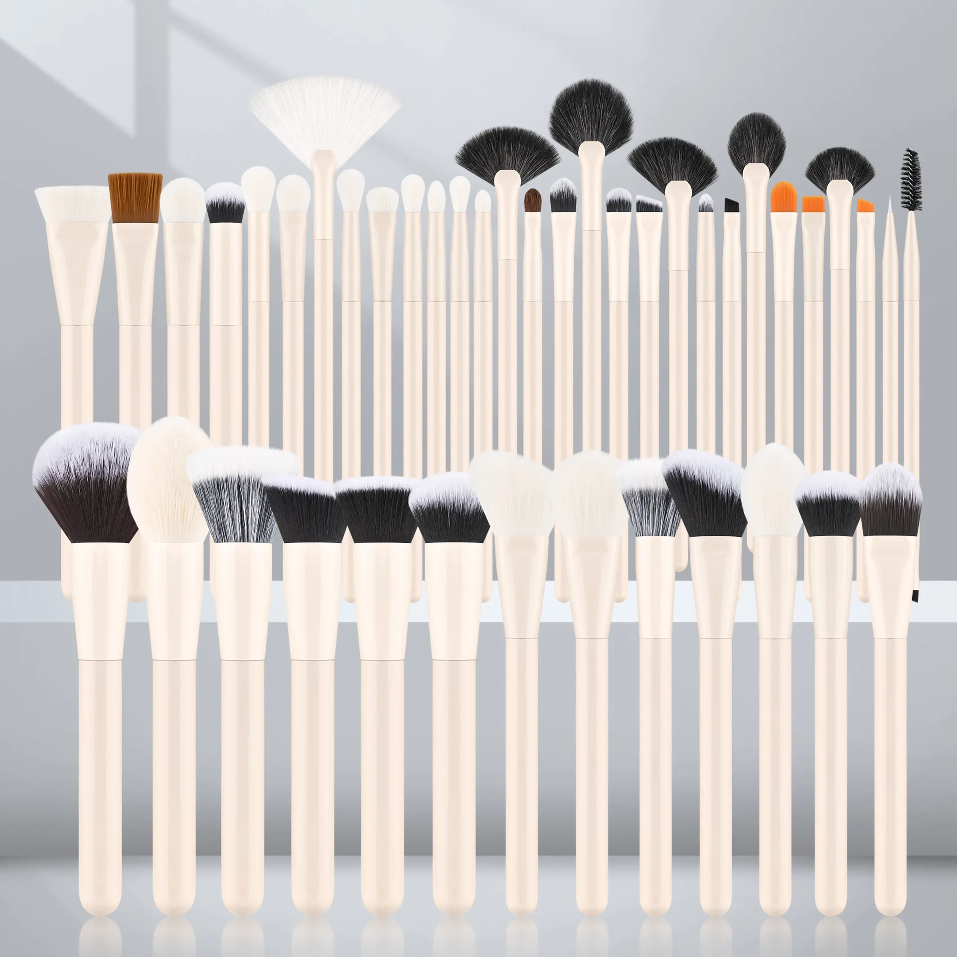 

Новое поступление, высококачественный набор кистей для макияжа, 42 шт., бежевый набор кистей для макияжа