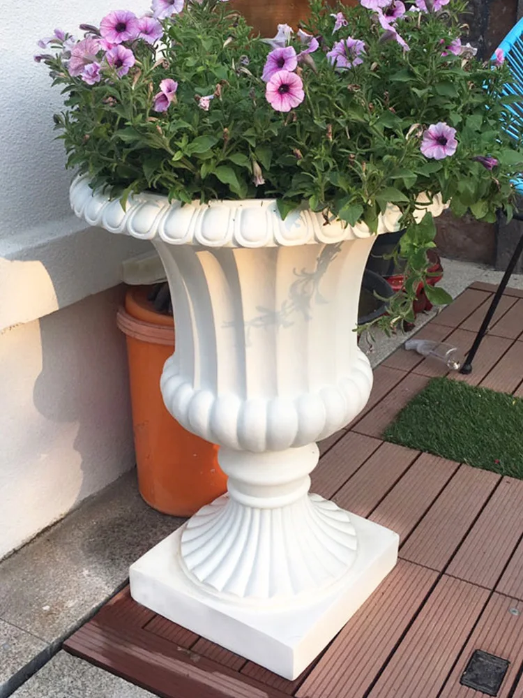 FRP flower pot villa entrance outdoor balcony courtyard arrangement white European garden decoration ornament