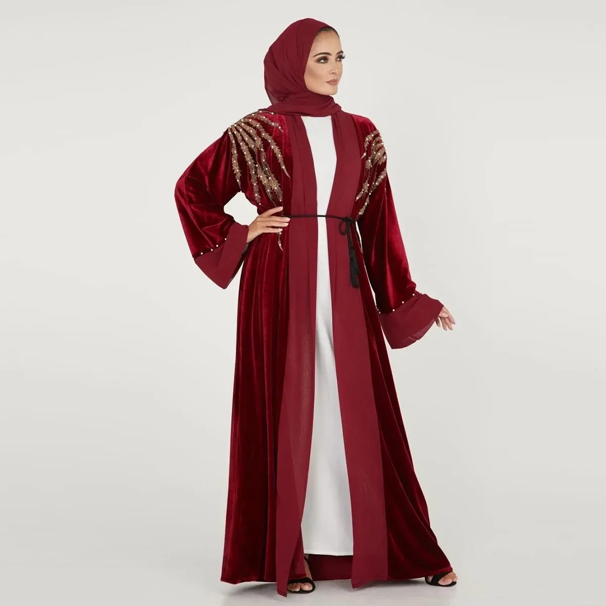 Simple Long Dress Dubai Abayas Velvet Embroidery Autumn Winter Dress for Women Arabian Pearl Cardigan Long Sleeve Muslim Dress