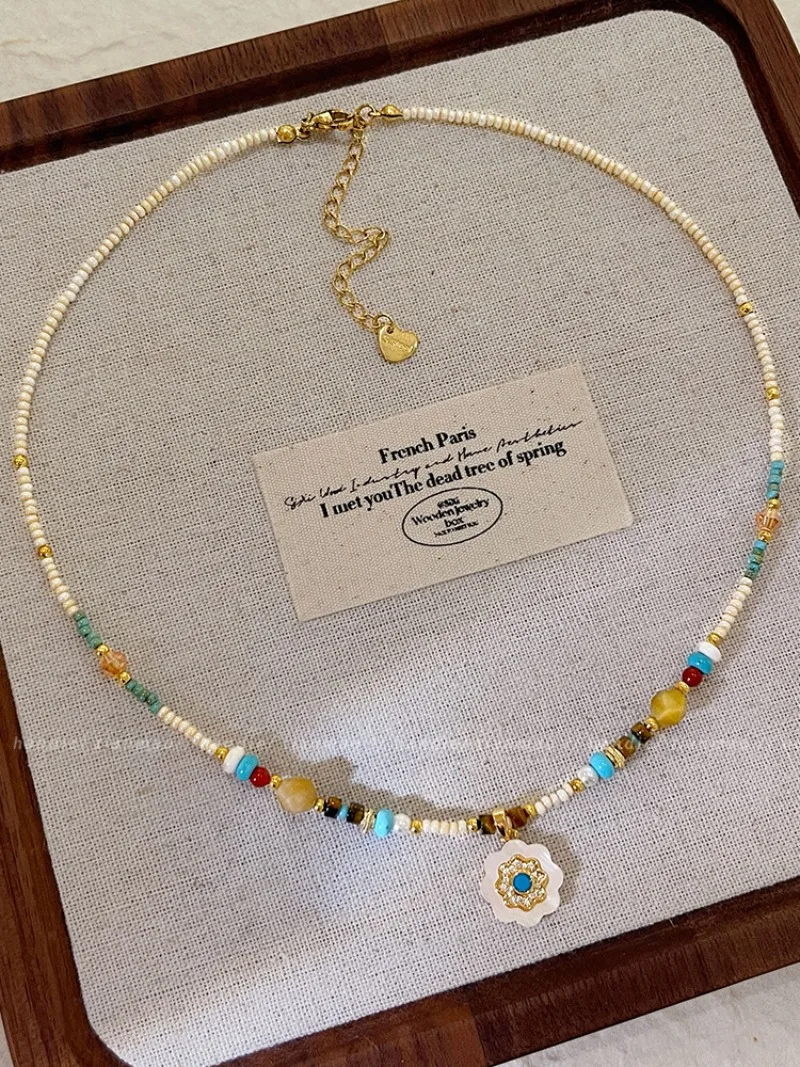 مينار البوهيمي الملونة الحجر الطبيعي فريتيلاريا ميوكي تريند عباد الشمس مطرز قلادة القلائد للنساء سيدة ستراند المختنقون