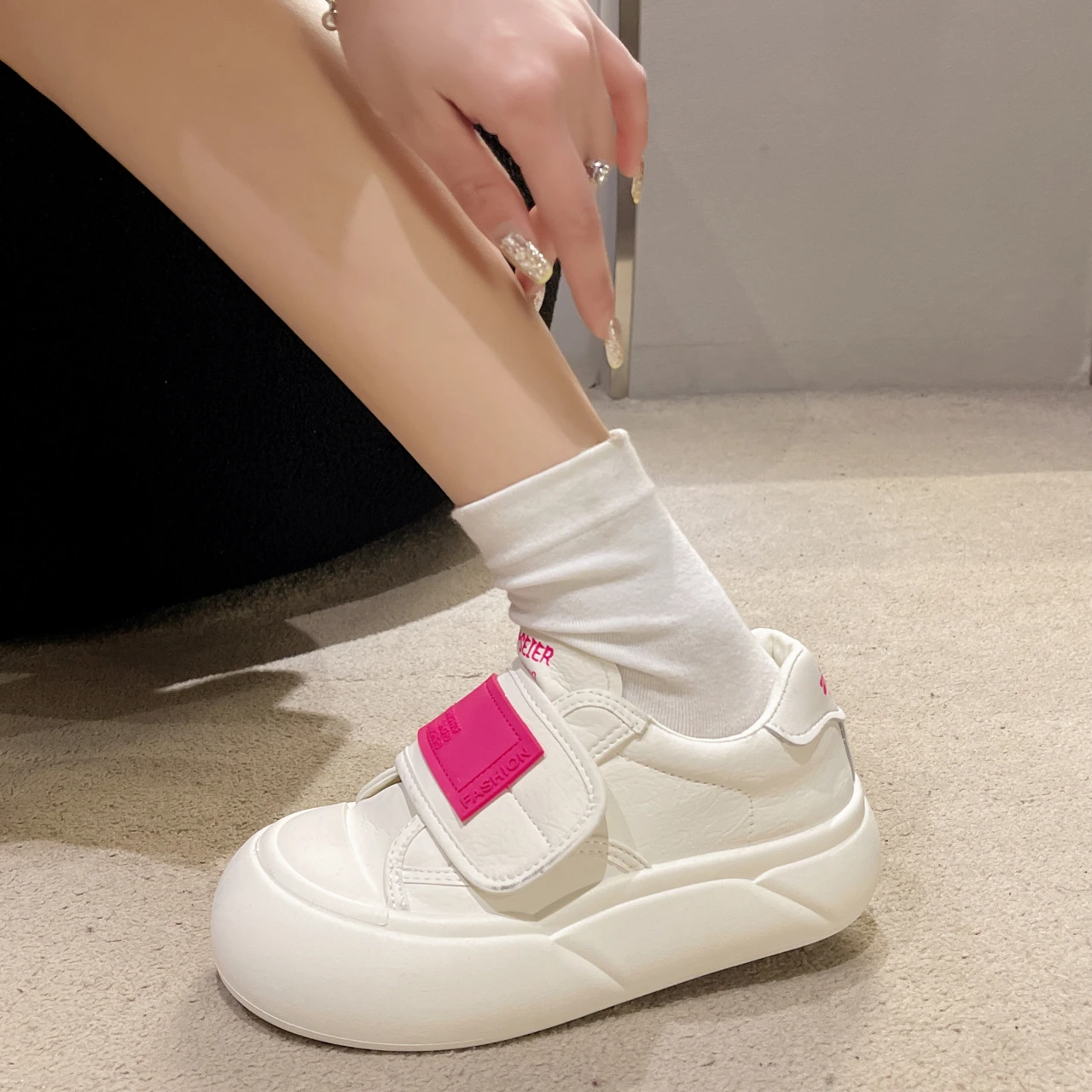 Fashion Vulcanized Shoes for Women Sneakers 2024 Spring Non-slip Low-top Versatile Women's Shoes Breathable Women Jogging Shoes