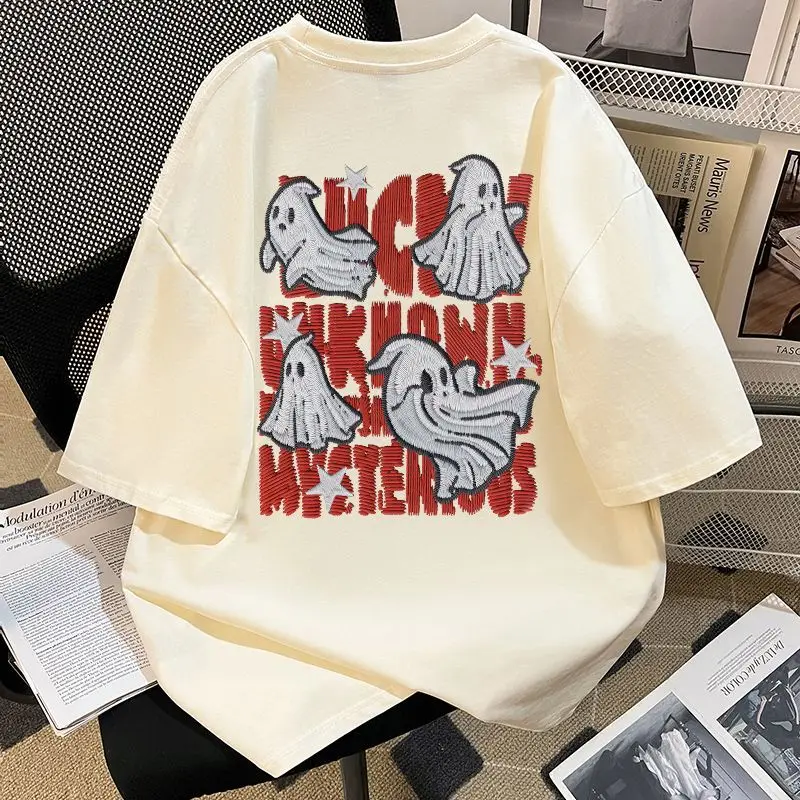 Camiseta pesada con estampado de fantasma lindo para mujer en verano Top suelto informal versátil de manga corta