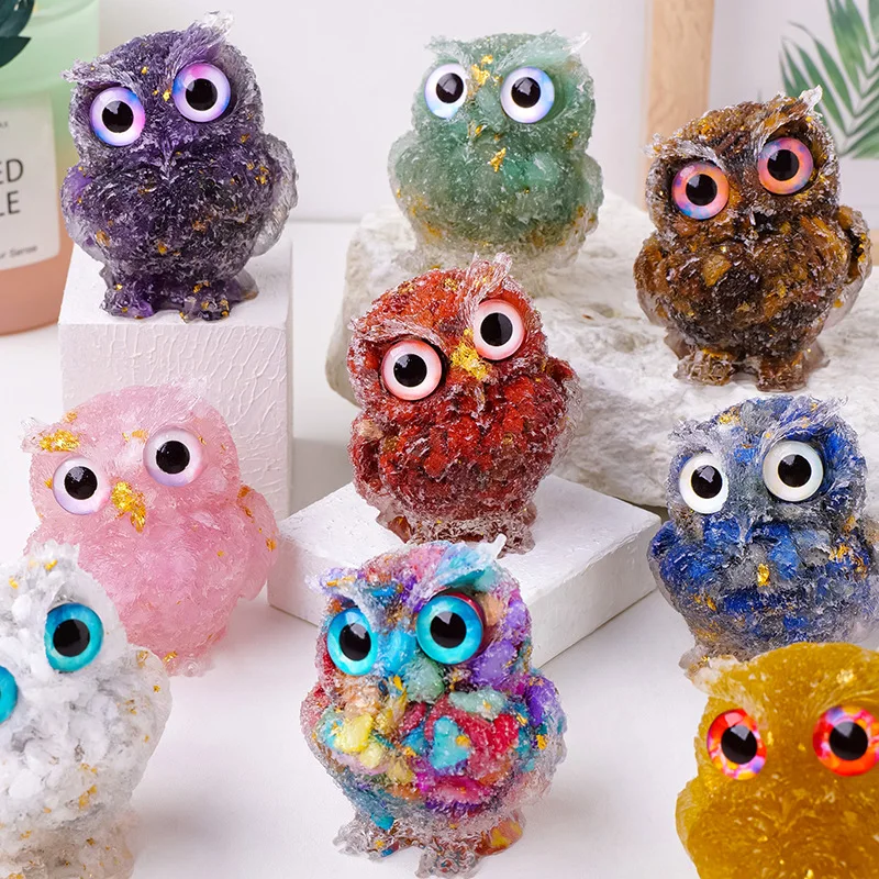 Hot selling natural crystal ornaments crushed stone drip resin cute owl decorations home desktop crafts ornaments