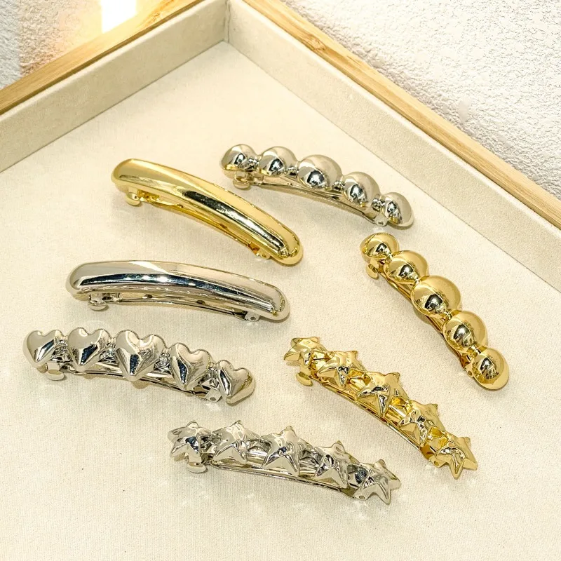

Korean Heart Pentagram Geometric Alloy Metal Spring Clip Hairclip for Women Girls 2024 Fashion New Headwear Hair Accessories