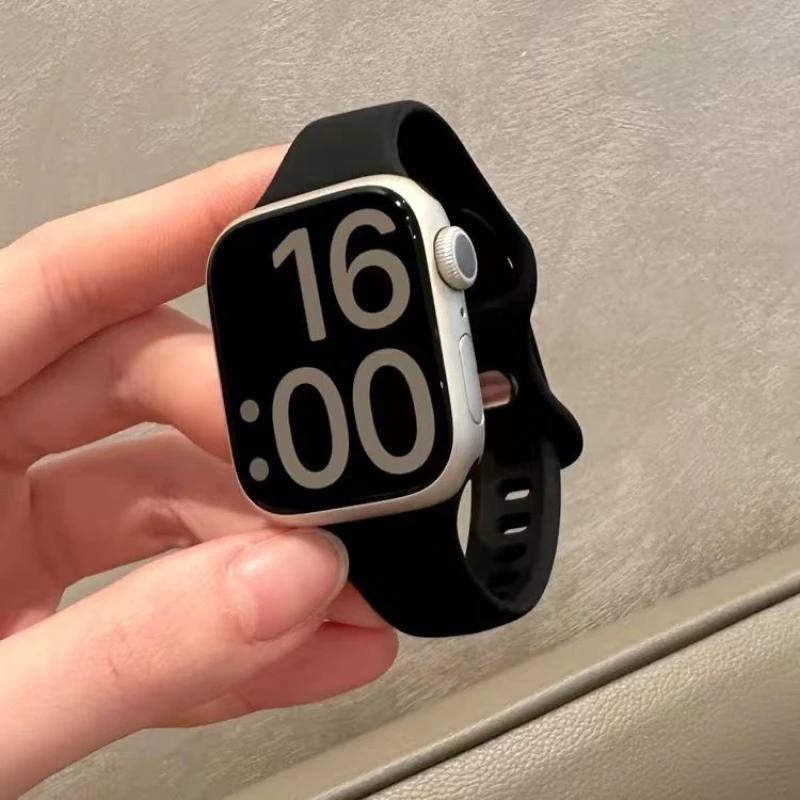 Schlankes Silikonarmband für Apple Watch Bänder 45mm 44mm 40 41mm 42-46mm Sportarmband iWatch Serie 8 7 SE 5 6 9 10 11 Ultra 3 49mm