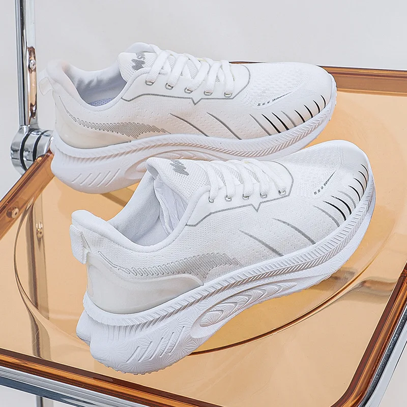 

Spring/summer New Couple Flying Woven Shoes Breathable Women's Shoes Running Non-slip Fitness Shoes Men's and Women's Shoes