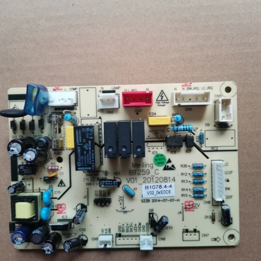 

Suitable for Meiling refrigerator BCD-450ZE9A 450ZE9N power board control board motherboard computer board B1078.4-1