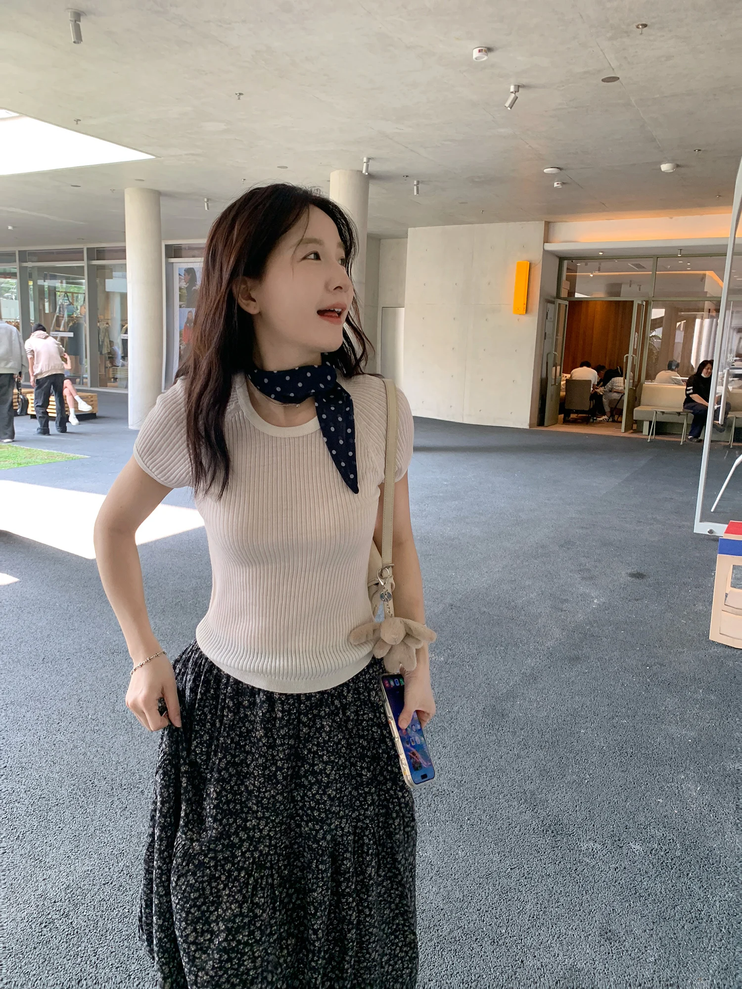 

Женский вязаный свитер XierZ в корейском стиле с коротким рукавом, приталенный, в вертикальную полоску, повседневный, с круглым вырезом, модный