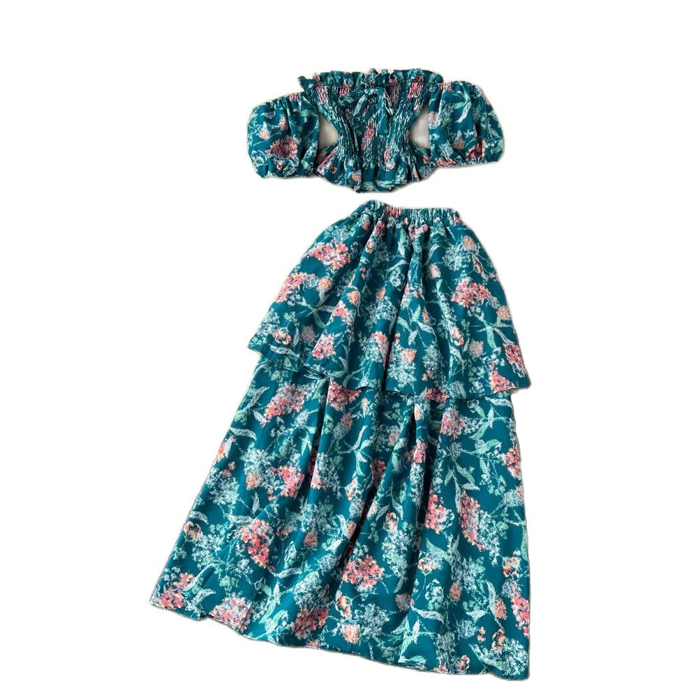 

Summer 2023 Vacation Sexy Floral Dress Women's Crop Top and Pleated Cake Half Skirt Two Piece Set