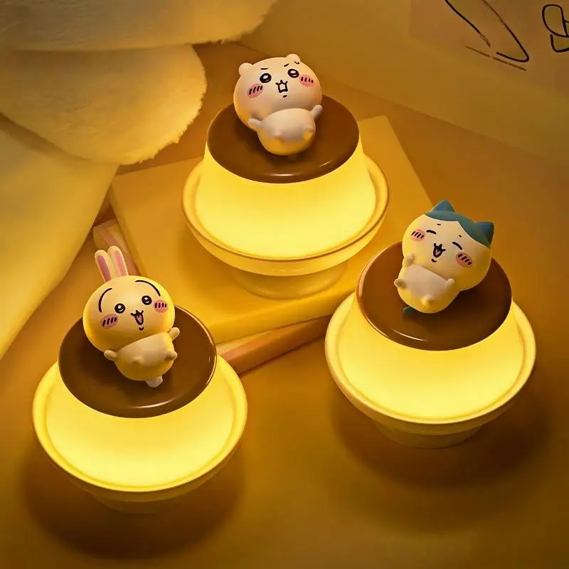 

Новая горячая лампа Martube Chiikawa Pudding, светящиеся игрушки, настольные украшения, аниме Hachiware Usagi, атмосферная лампа, декор, праздничный подарок