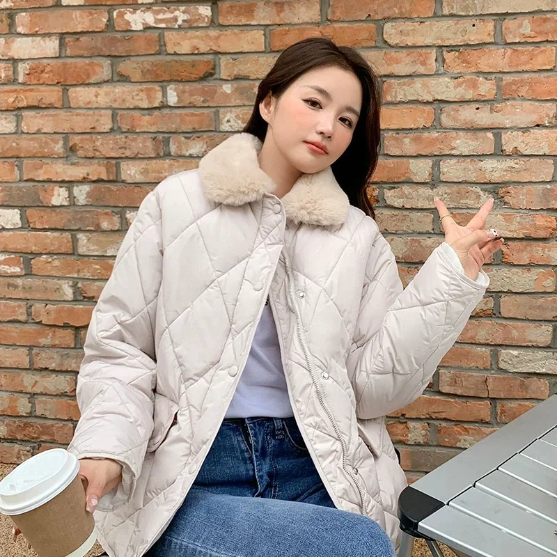 2026 Autumn Winter New Cold Proof Cotton Jacket Women's Short Style Lamb Wool Contrasting Color Lapel Casual Cotton Coat Parker