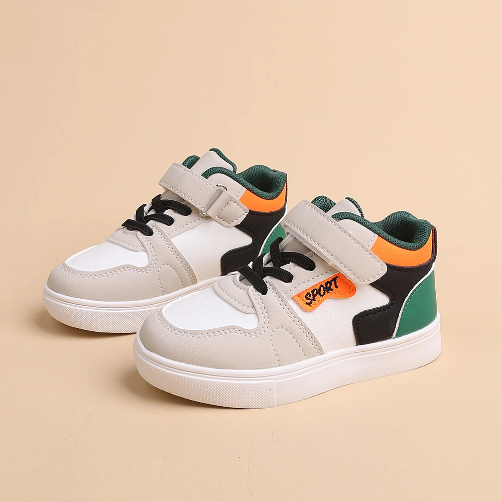 

Удобные детские спортивные кроссовки для детей 3-8 лет, серо-белые, средней высоты, легко надевать/снимать, с двойной застежкой на липучках и шнурках, легкие.