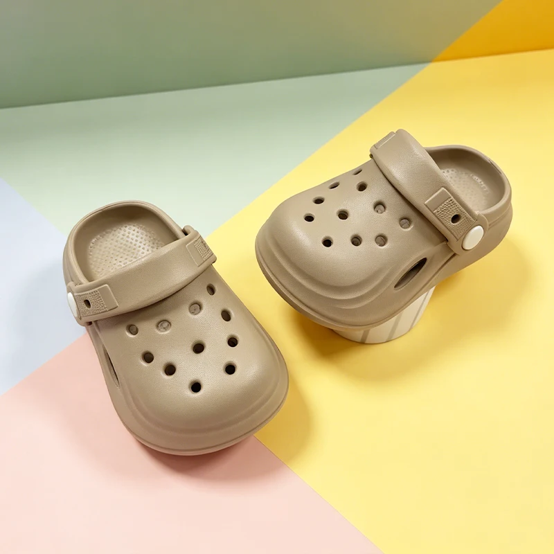 Leichte, weiche EVA-Kinder-Clogs, verstellbarer Rückenriemen, rutschfeste, schnell trocknende Hausschuhe für Kleinkinder, für drinnen und am Strand – Detail 7
