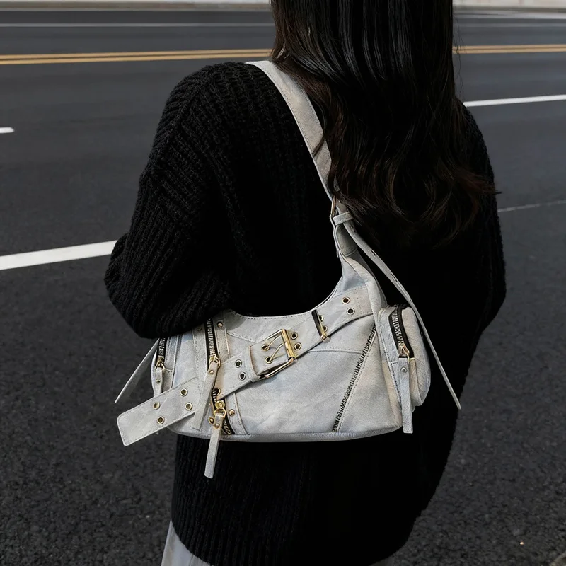 

Дизайнерская женская сумка через плечо из искусственной кожи с ретро-замком и заклепками, в стиле панк-рок, мотоциклетная сумка-хобо