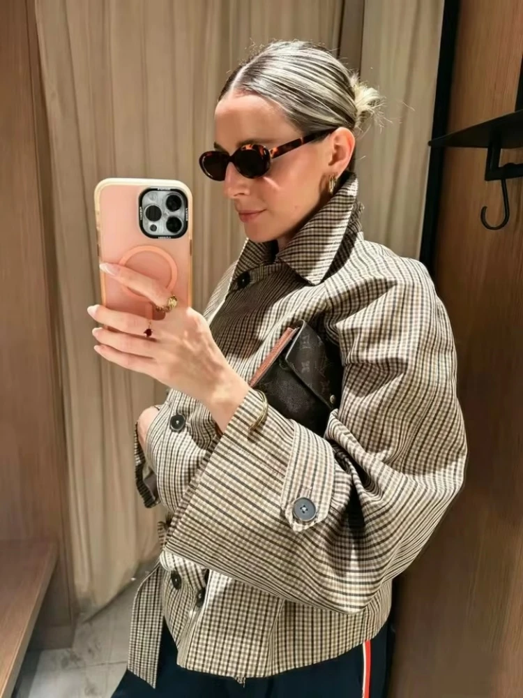 Schicker, lockerer Damen-Trenchcoat im Karomuster, Vintage-Stil mit Umlegekragen, doppelreihig, mit Schnürung, Damenjacke, Herbst 2026, neue Damenoberbekleidung – Detail 13
