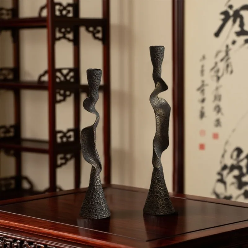 

Wabi Sand Wind Antique and old metal candlestick model room B & B home living room entrance desktop decoration