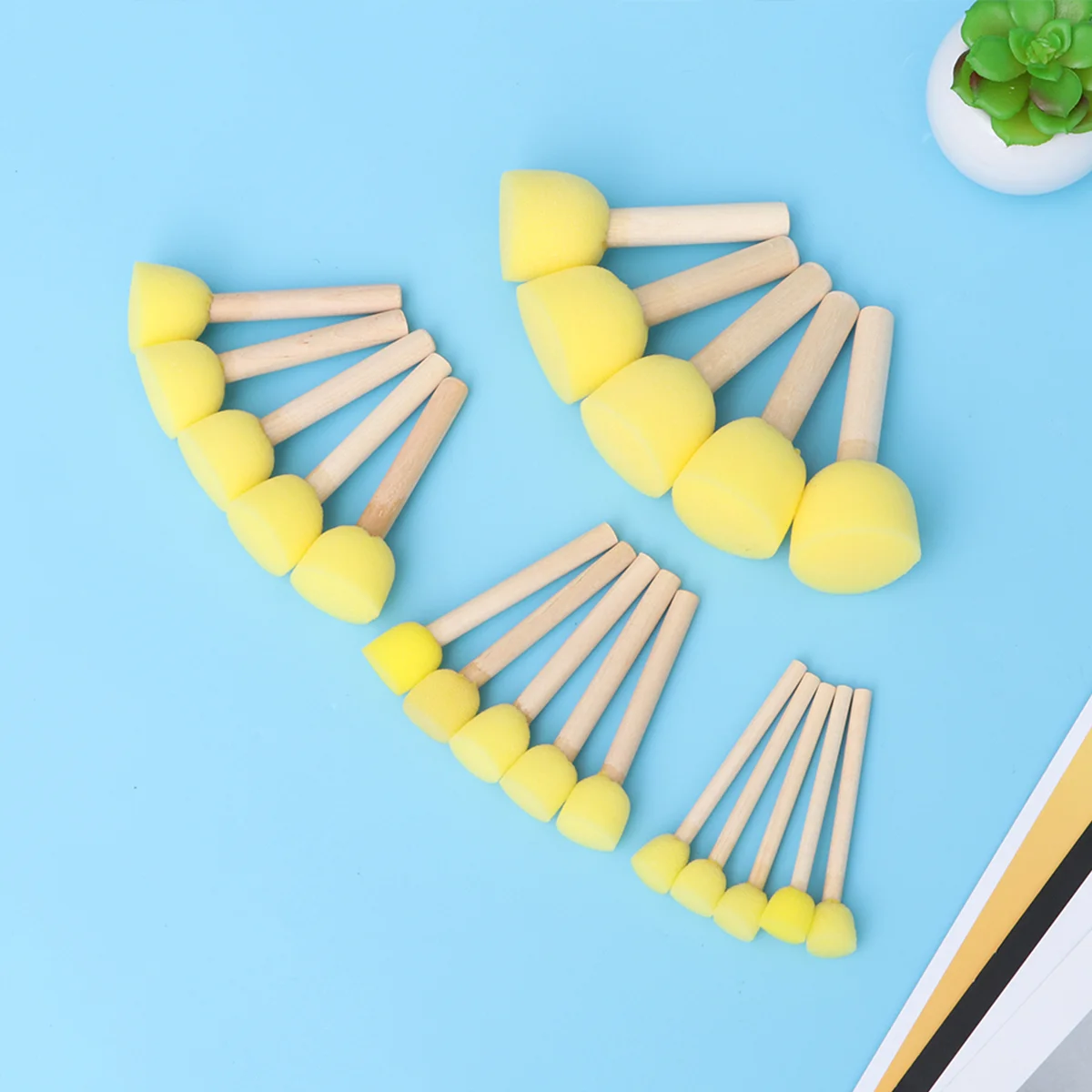 

20pcs Assorted Size Round Sponges Brush Set Kids Painting Tools Stippler (Yellow) sponge paint brush sponge brush paint