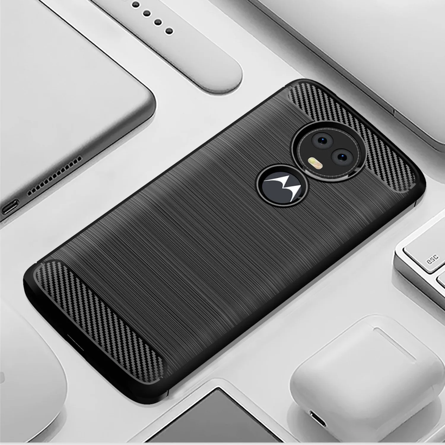 Silicone Case for Moto E5 Plus e5 play cruise Shockproof Back Cover for Motorola e5 supra E5+ Carbon Fiber Cases Coque Fundas