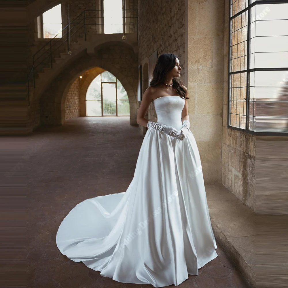 

Elegant A Line Women's Wedding Dresses High Quality Bridal Gowns Sleeveless Backless Vestidos De Novia Without Gloves customized
