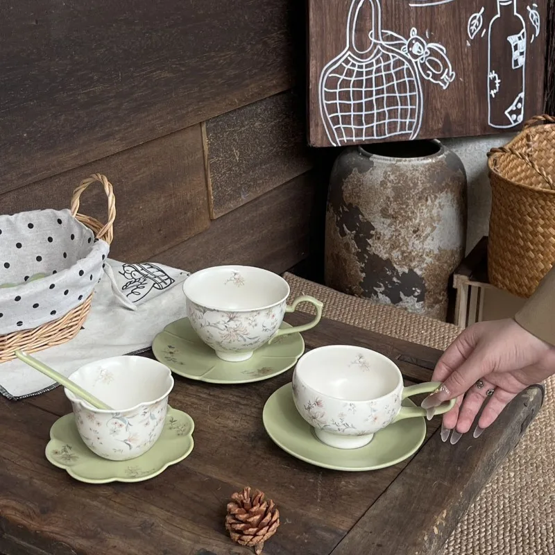 Nordic Retro Floral Coffee Cup Saucer Set Kitchen Dining Table Hotel Afternoon Tea Ceramic Cup Dessert Plate Craft Birthday Gift
